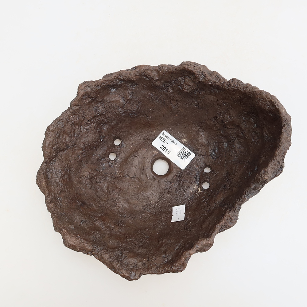 Kerámia tojáshéj, 18,5 x 16,5 x 13 cm, barna színű