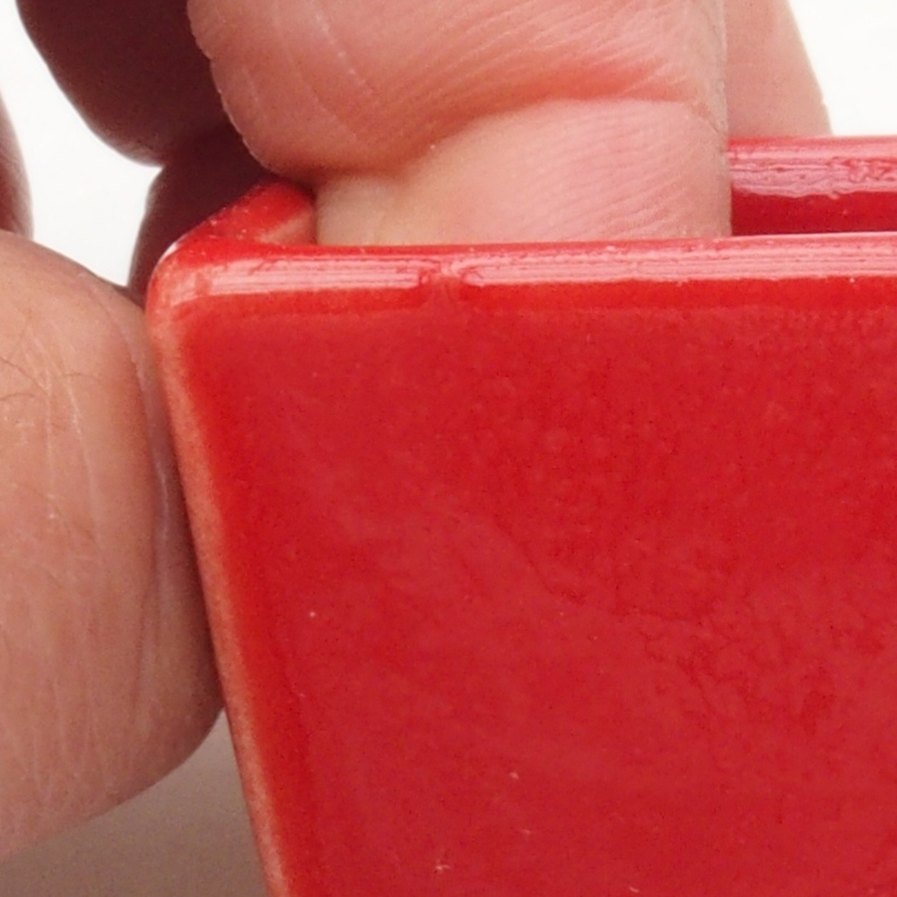 Mini bonsai tál 3,5 x 3,5 x 3 cm, piros színben