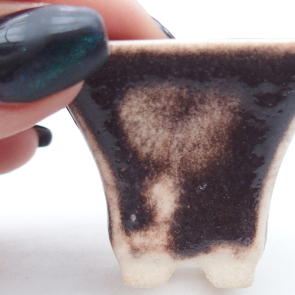 Mini bonsai tál 4 x 4 x 3,5 cm, barna