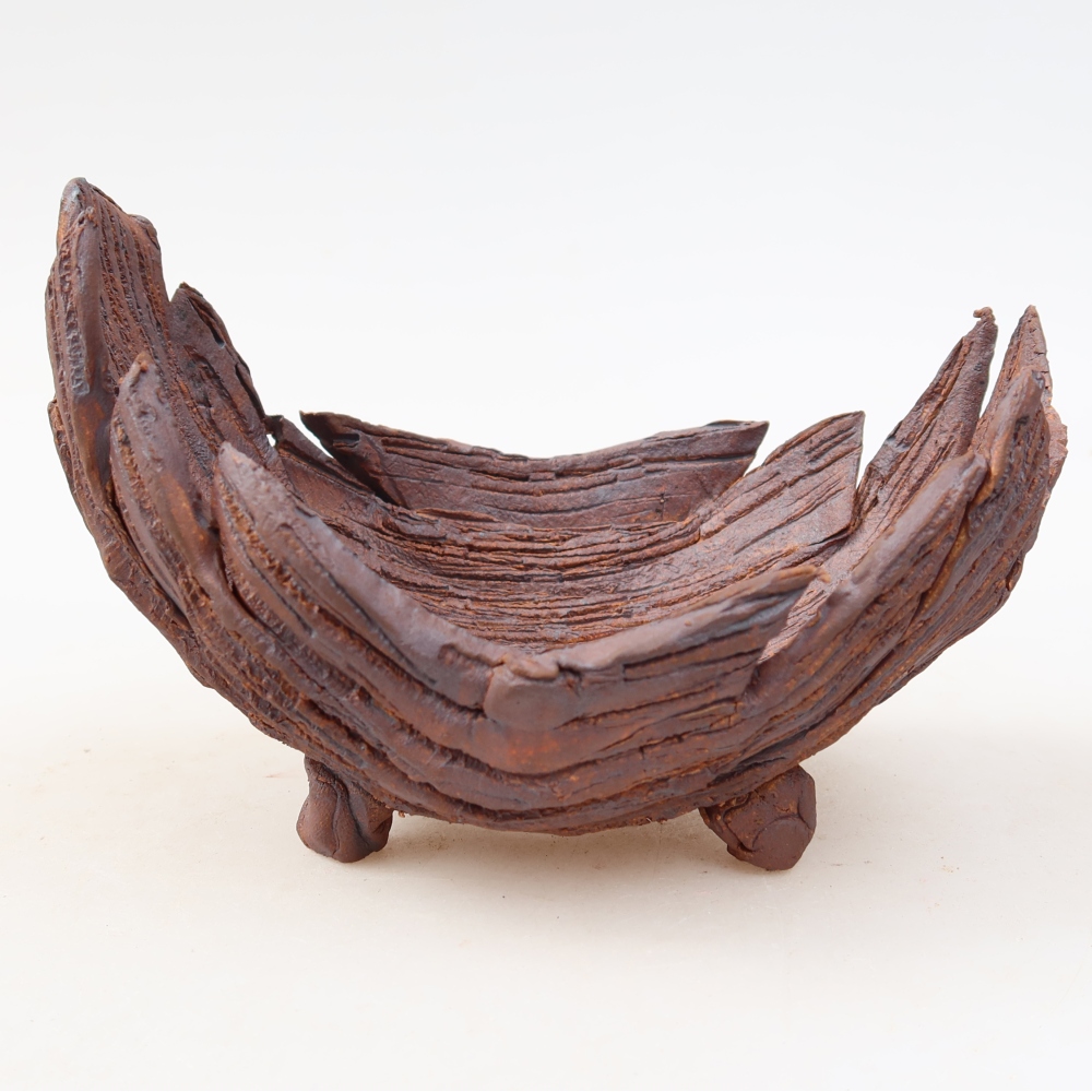 Kerámia héj  15,5 x 10,5 x 10,5 cm, barna színű