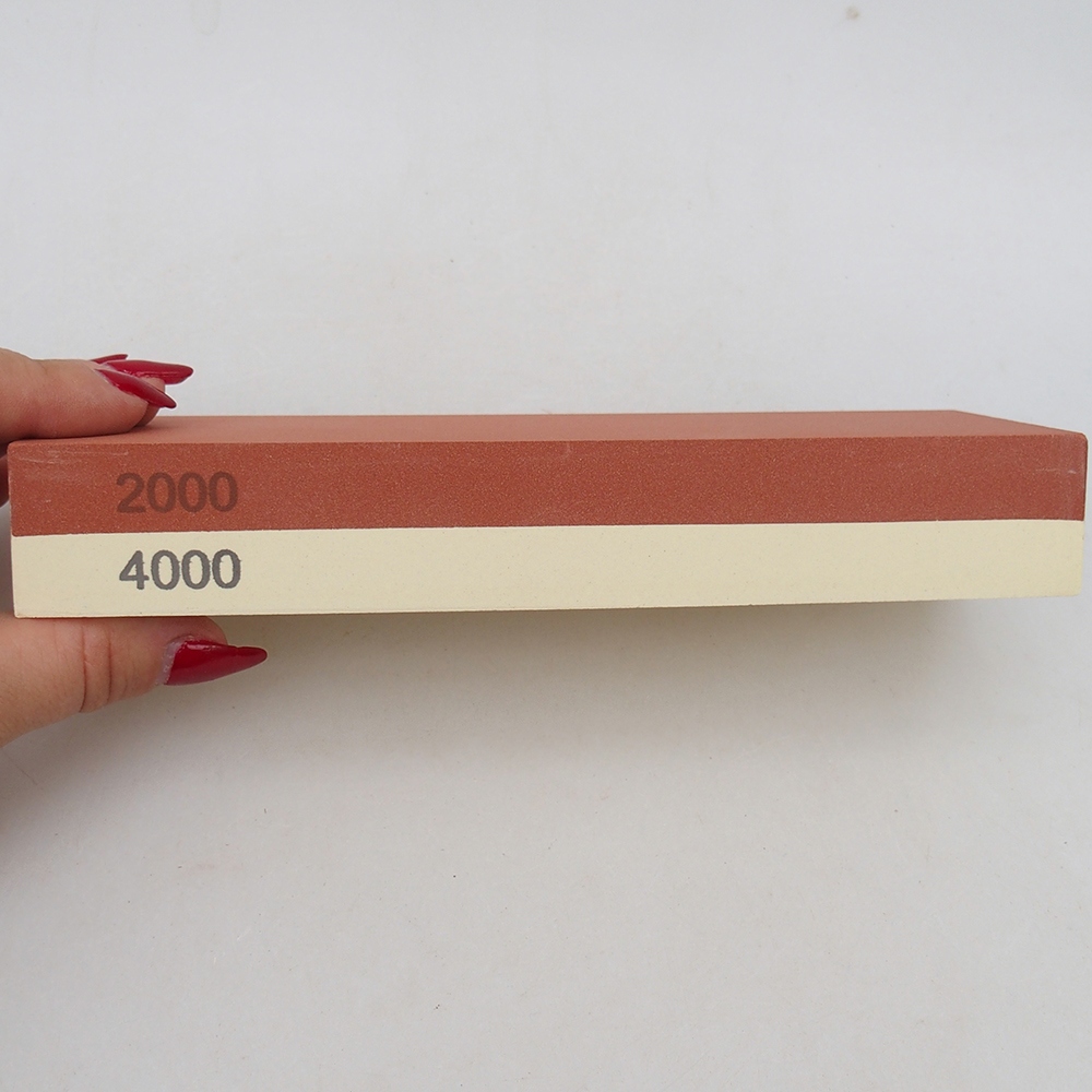 Szerszámcsiszoló finom-granulátum