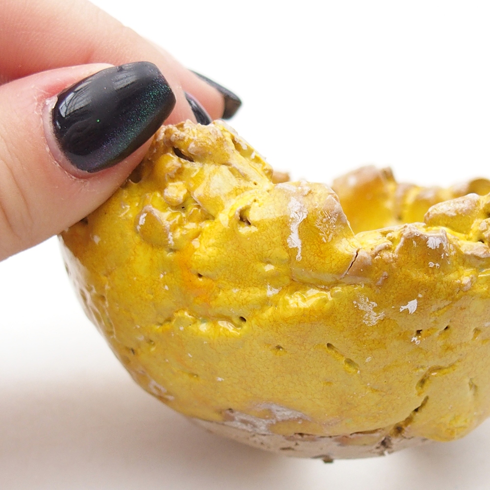 Kerámia kagyló 9 x 8,5 x 5,5 cm , sárga színű