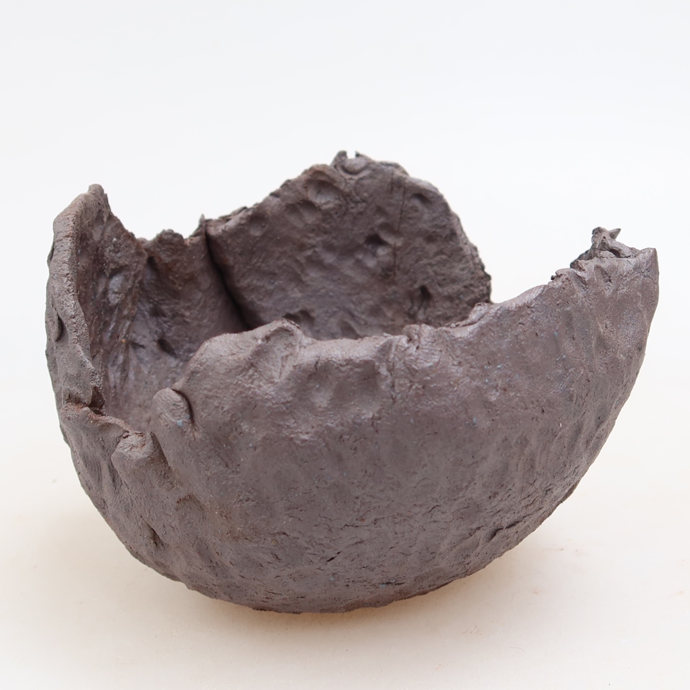 Kerámia héj  10 x 9,5 x 7 cm, fém színű