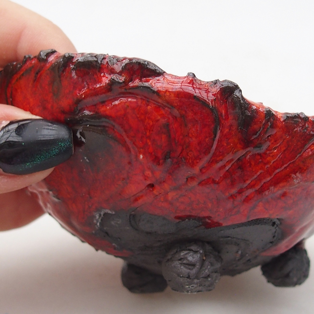 Kerámia kagyló 10 x 9,5 x 5 cm , piros színű