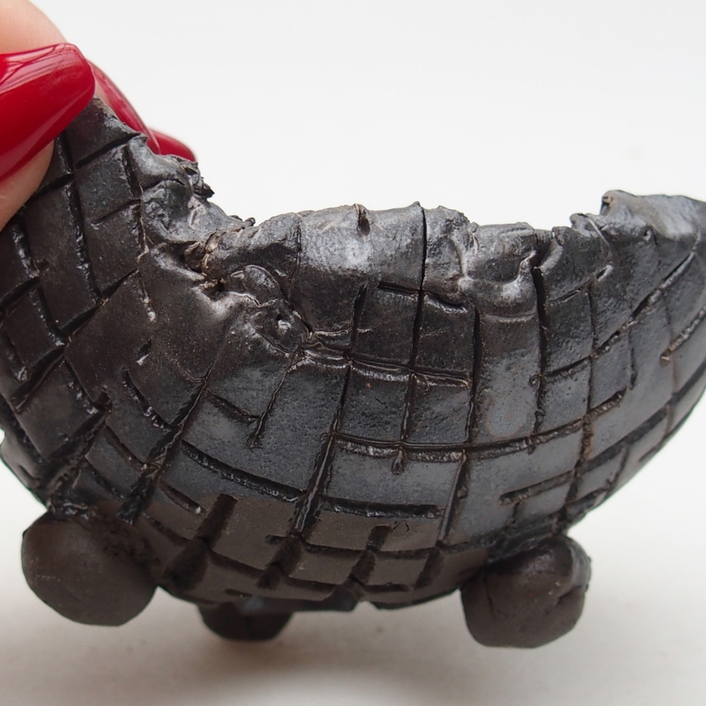 Kerámia kagyló 9 x 8 x 5 cm , fekete színű