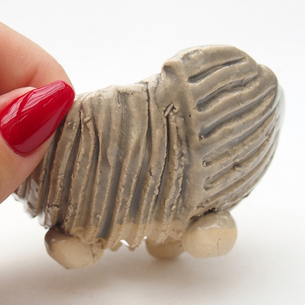 Kerámia kagyló 8,5 x 8 x 5 cm , bézs színű