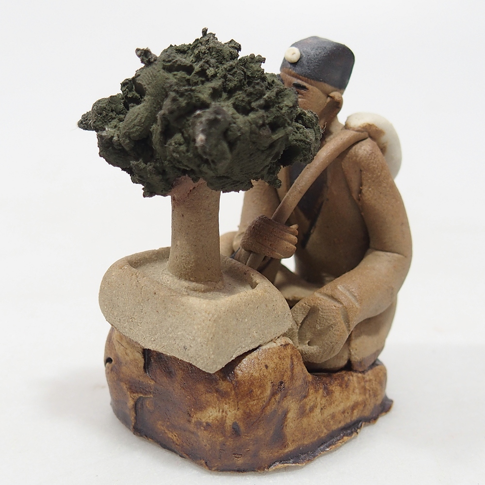 Kerámia figura - Bonsaiista