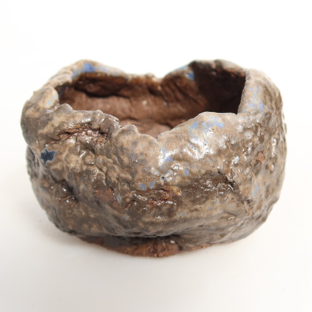 Kerámia héj  7 x 7 x 5,5 cm, szín: kékesbarna