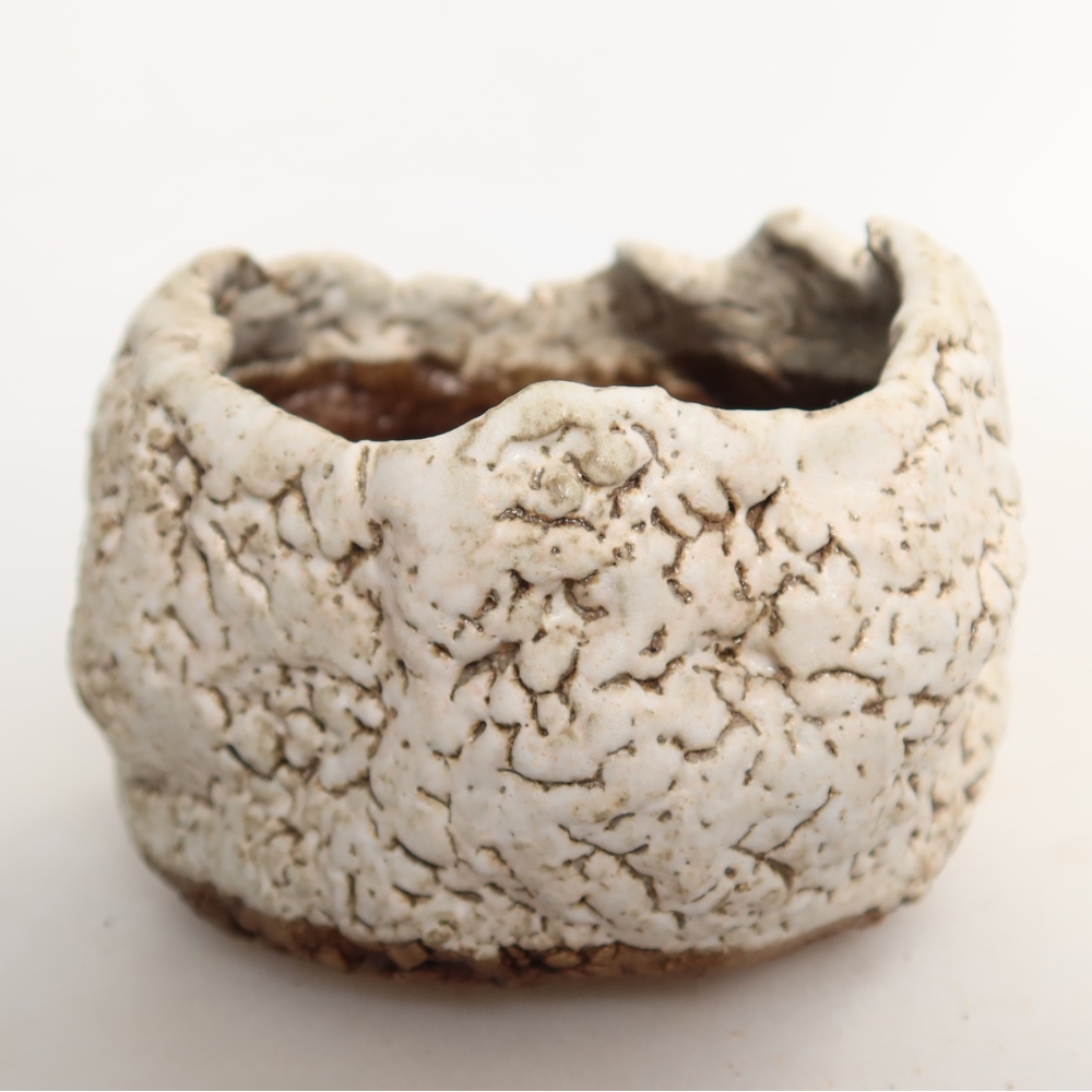 Kerámia héj  7 x 7 x 6 cm, fehér színű