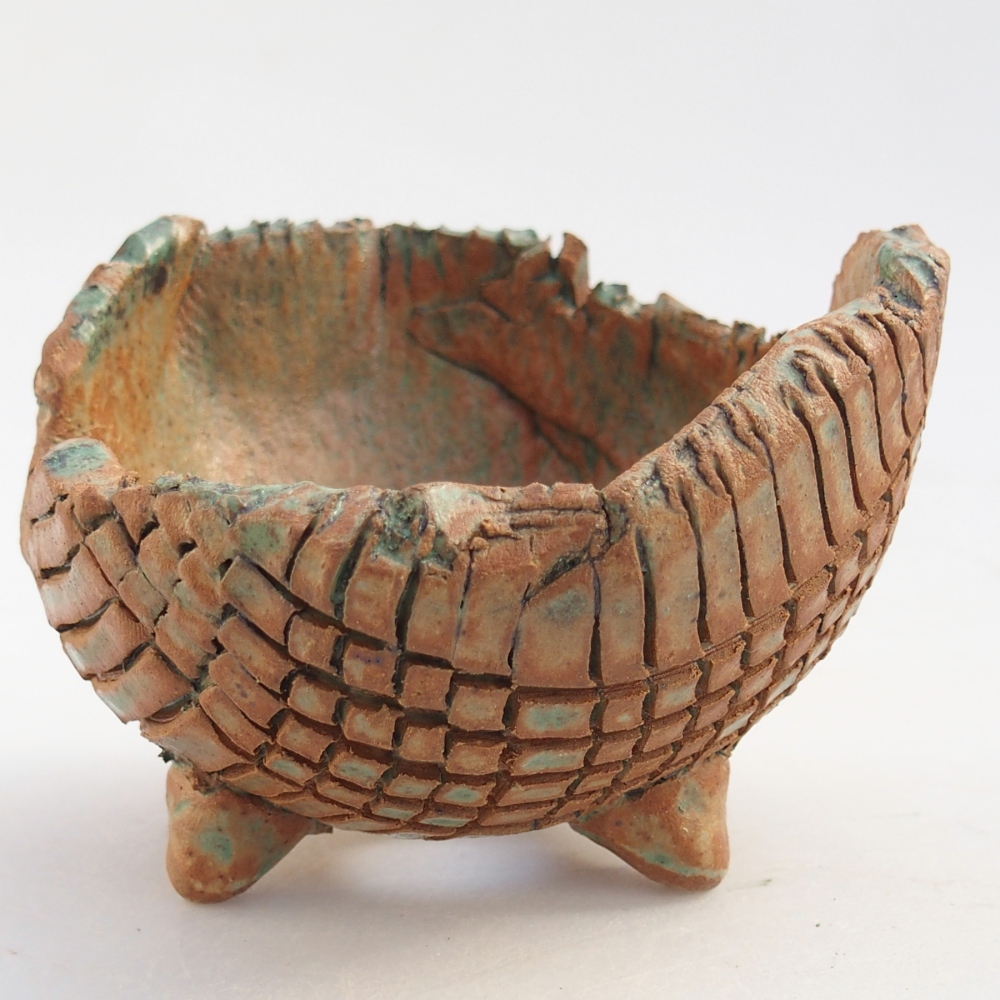 Kerámia kagyló 10 x 9,5 x 7,5 cm , barna-zöld színű