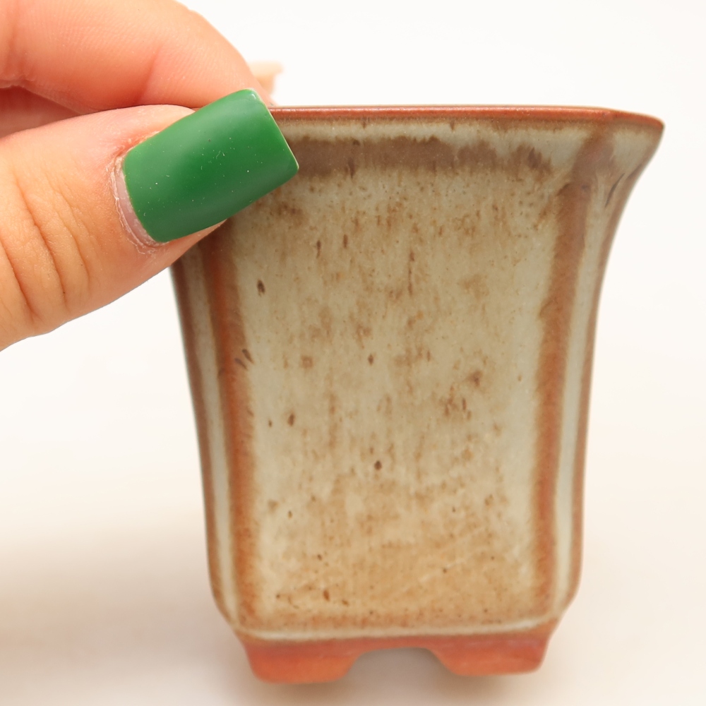 Kerámia tál  6,5 x 6,5 x 7 cm, bézs színű