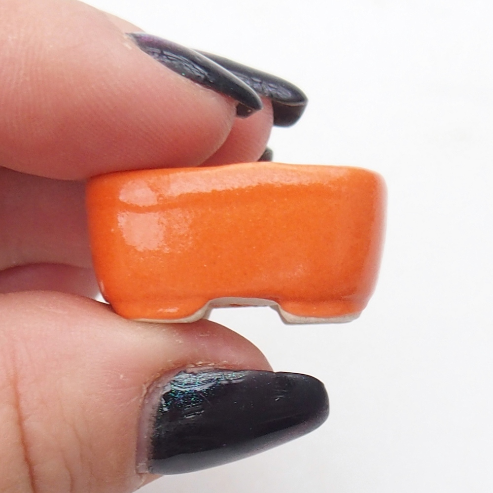 Mini bonsai tál 2,5 x 2,5 x 1 cm, narancssárga